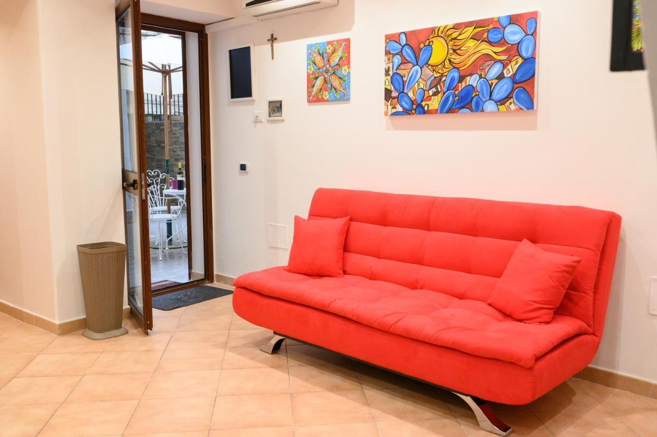 Daria'S Home Apartament Palermo Bagian luar foto