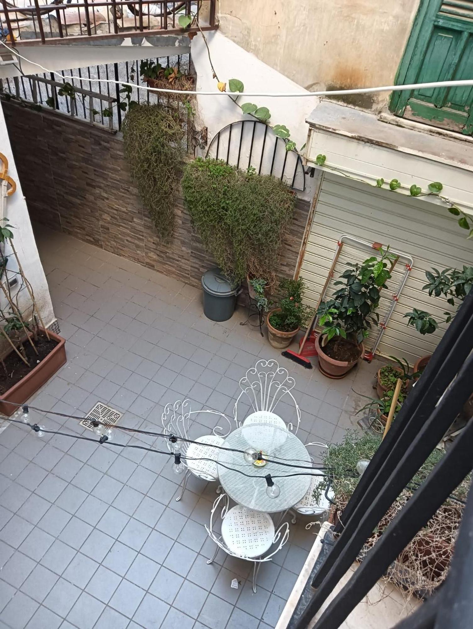 Daria'S Home Apartament Palermo Bagian luar foto